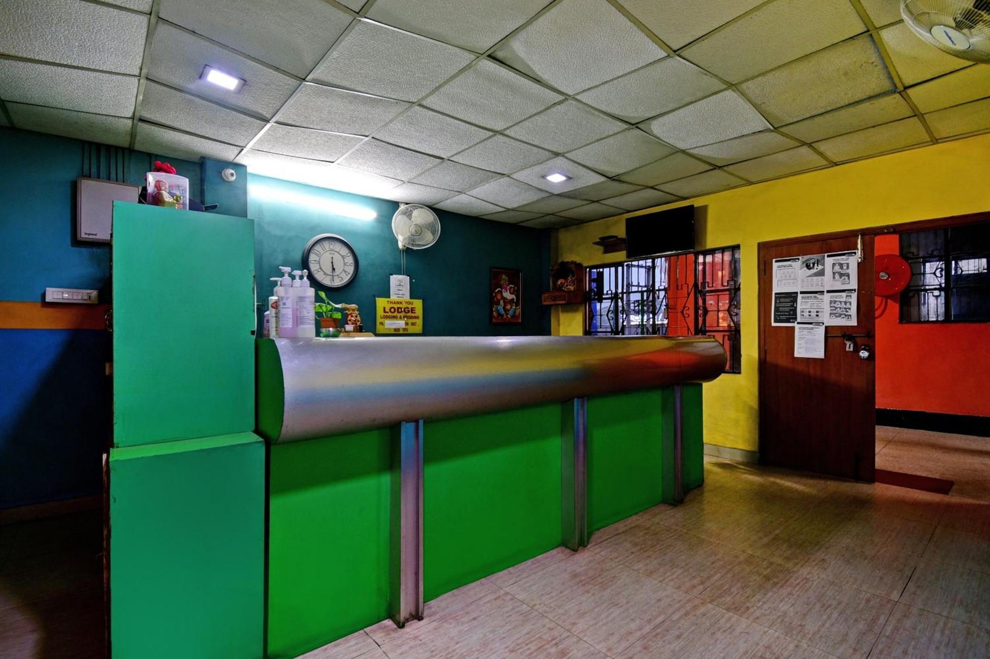 Oyo Flagship Thank You Lodge Nac Dispur Eksteriør bilde