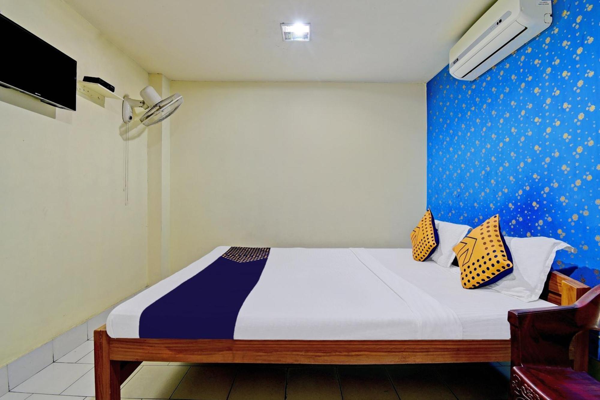 Oyo Flagship Thank You Lodge Nac Dispur Eksteriør bilde